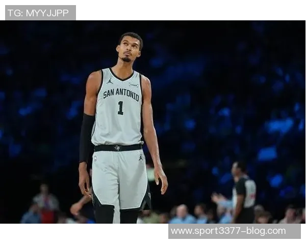 张佳玮分析马刺胜利：没有文班依然展现团队实力与韧性